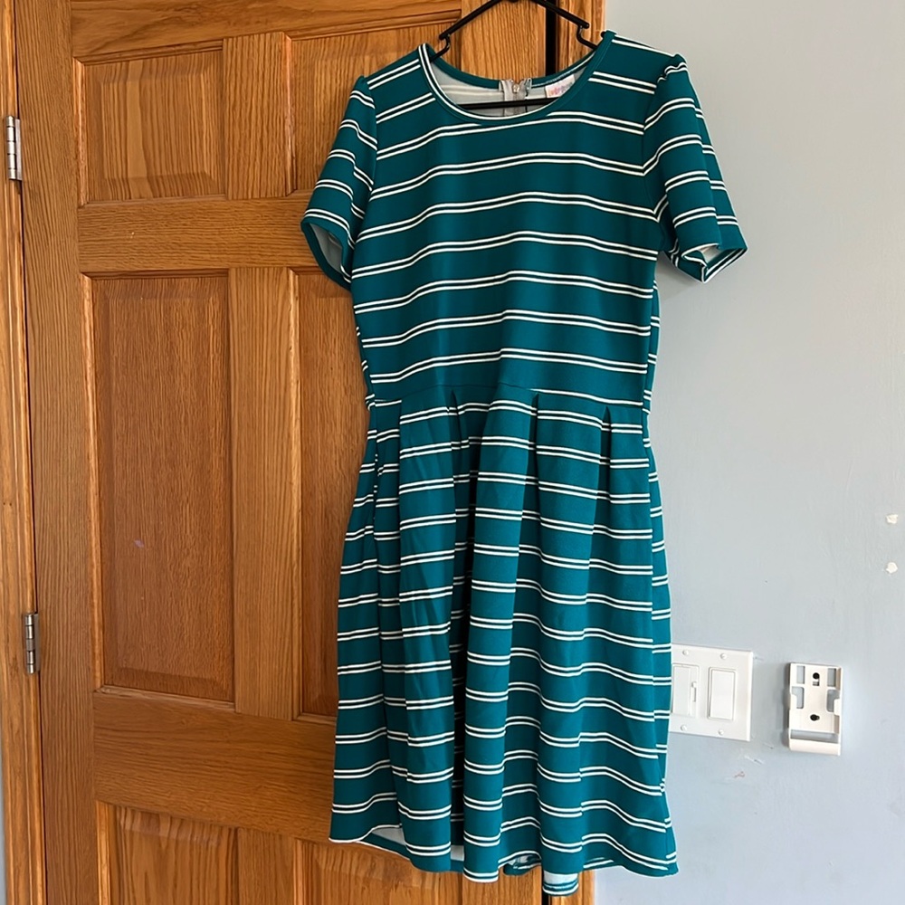 Lularoe Amelia dress with pockets